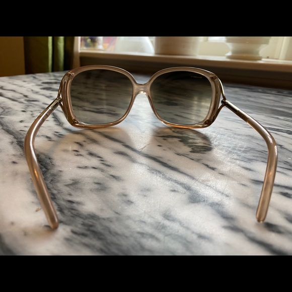 Authentic Berberry 4068 Smokey Sunglasses - Picture 3 of 10
